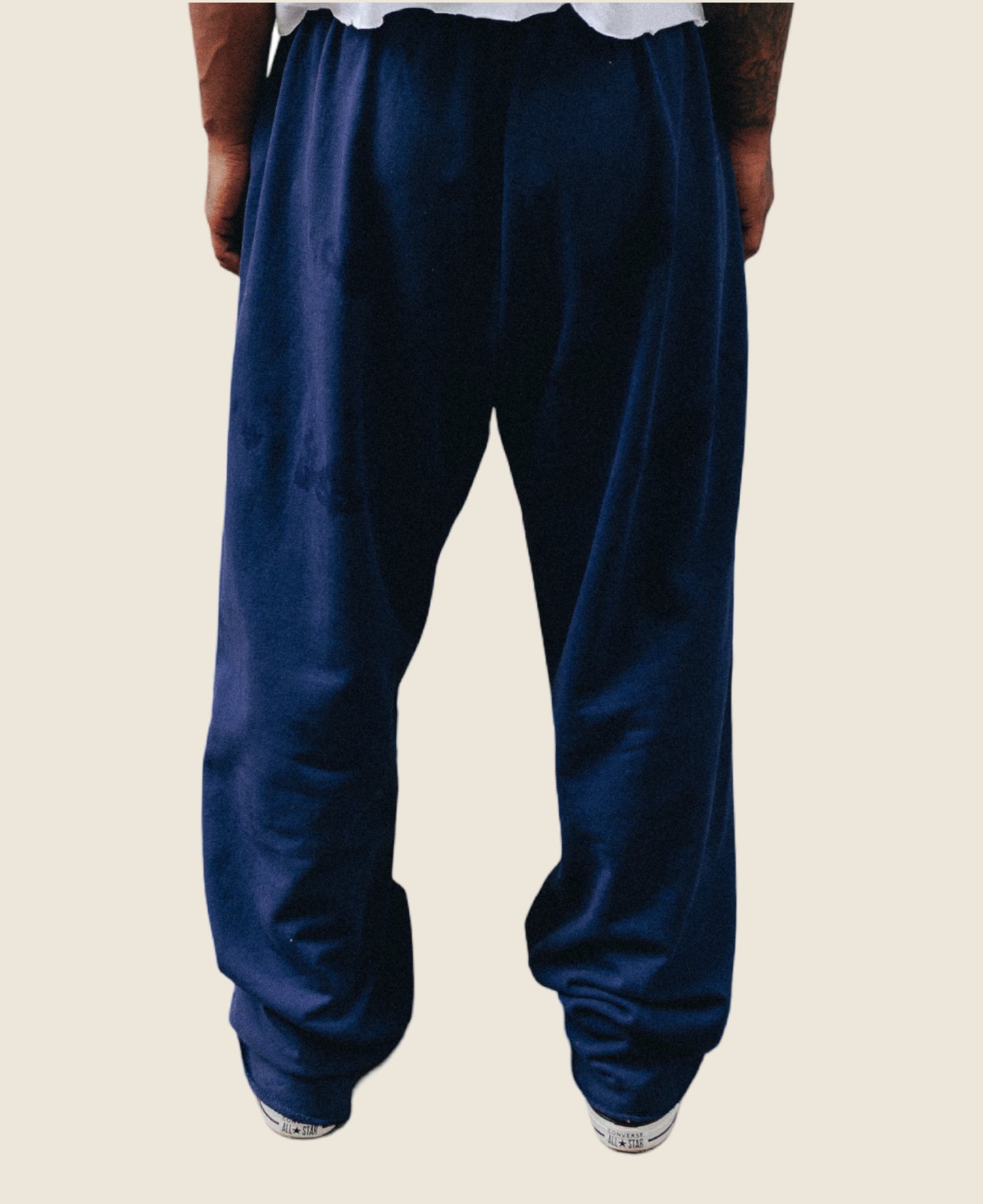 RIGHT ON SWEATS