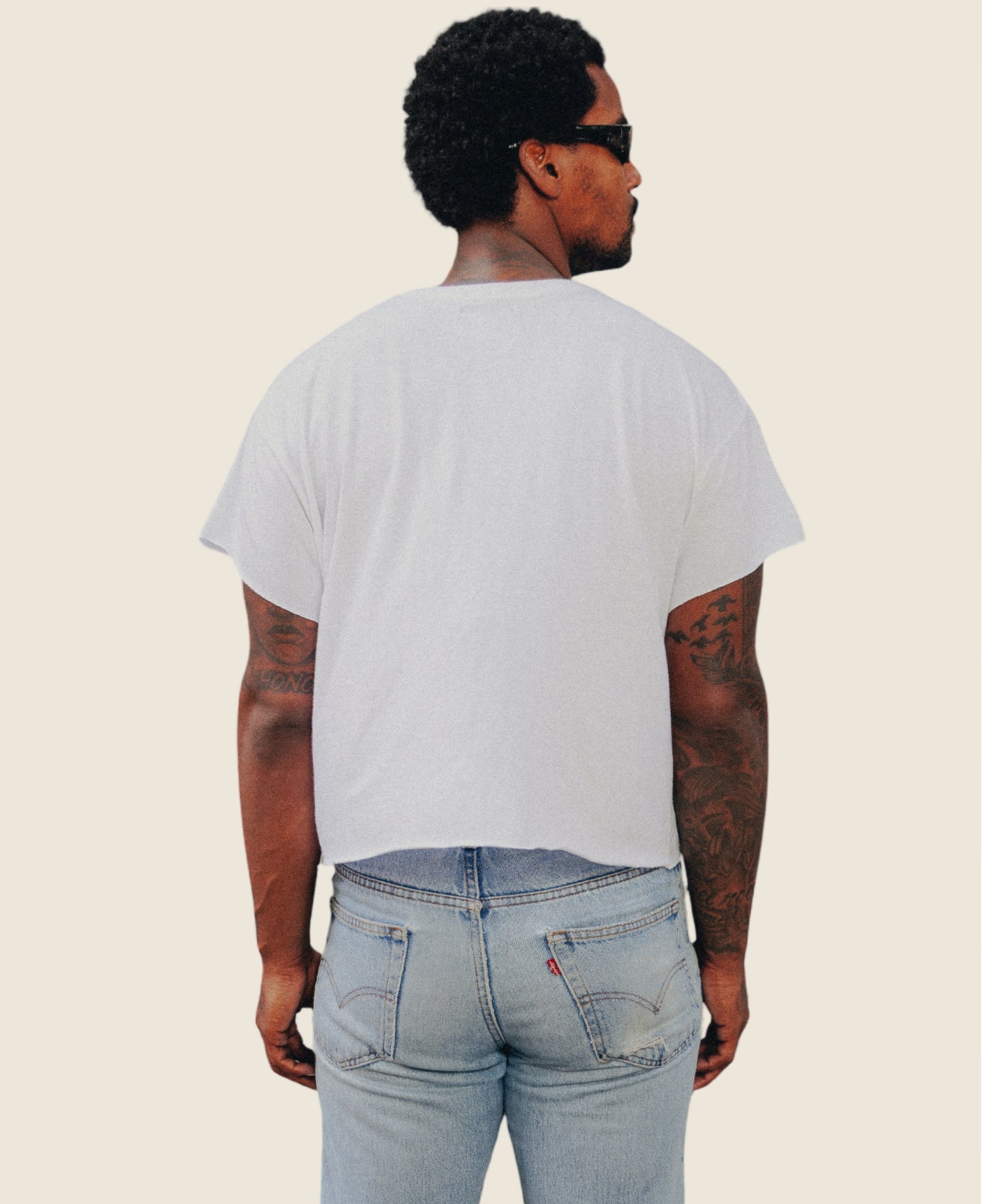 TEE 002
