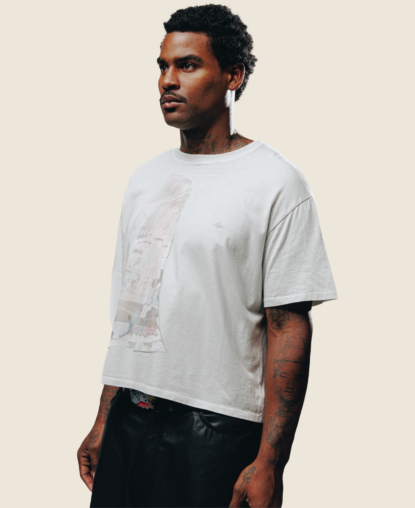 TEE 001
