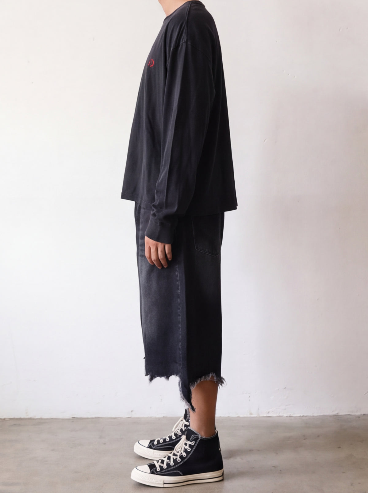 Cut-Off Denim Noir 01