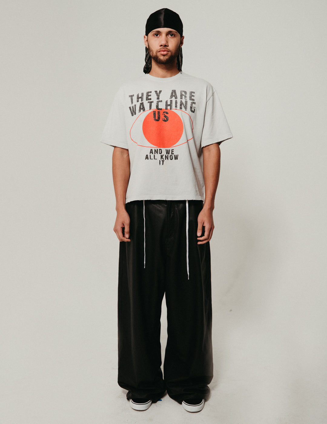 They Are Watching Us Tee – Liem Homme